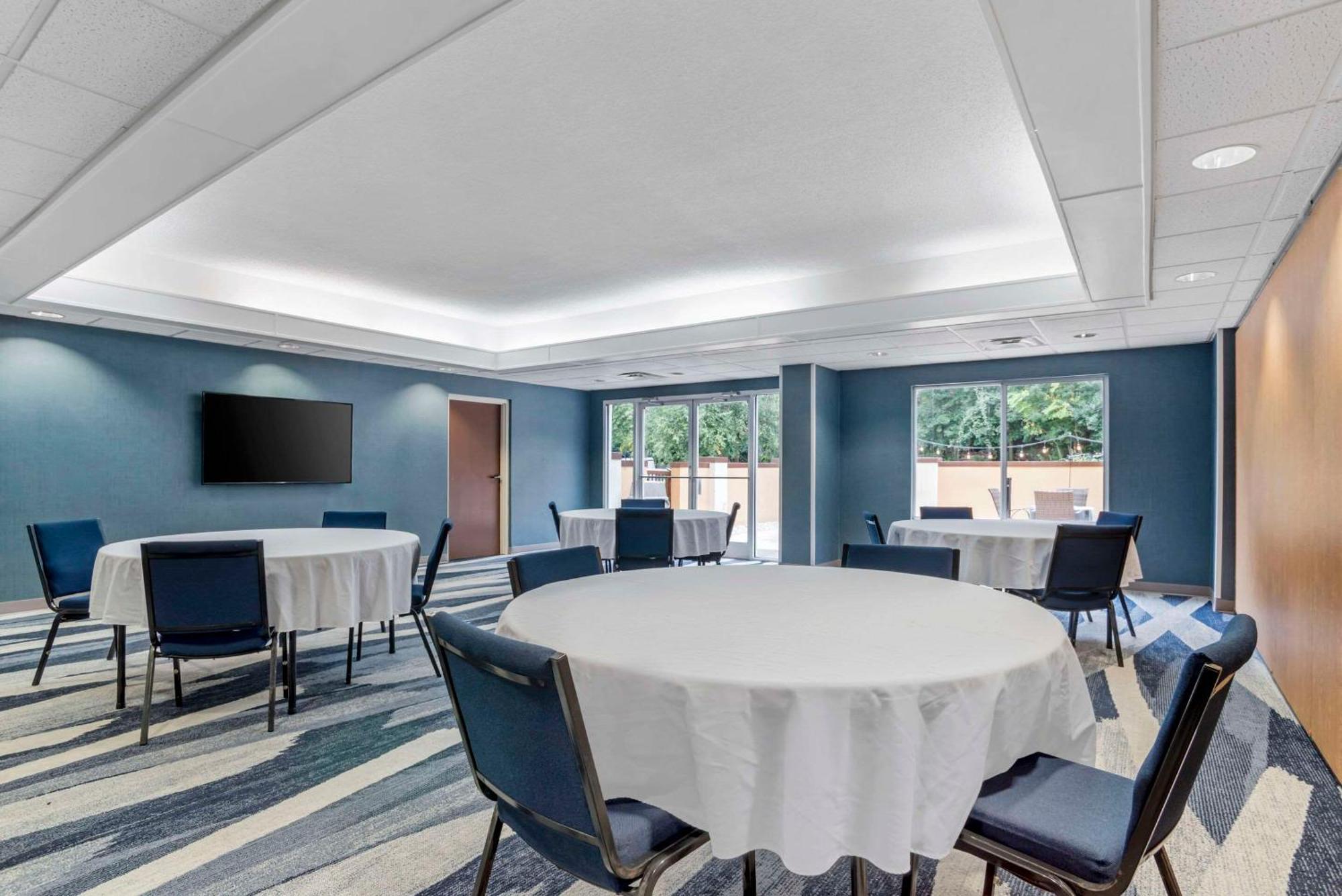 Comfort Suites Gastonia - Charlotte Εξωτερικό φωτογραφία